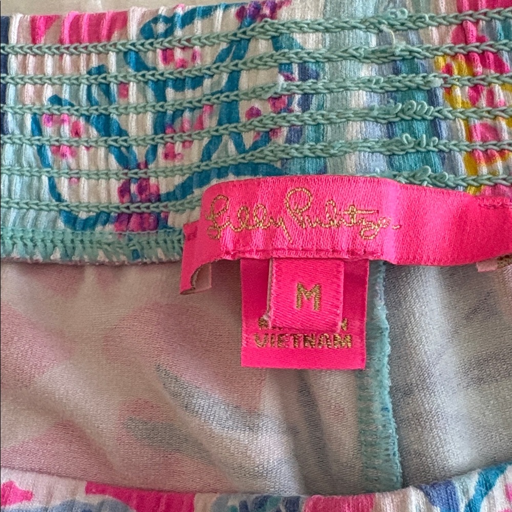 Lilly Pulitzer Blue Pink Tropical Print  Pants - Picture 2 of 6